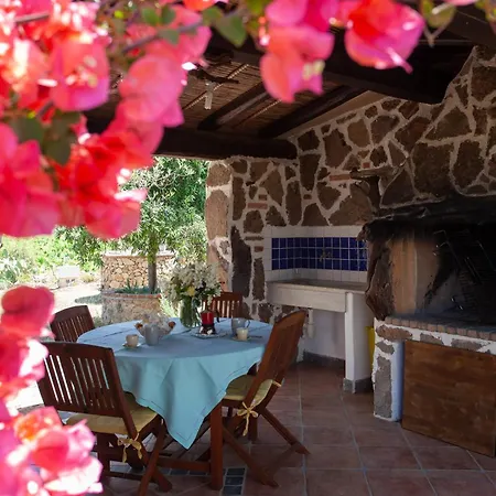 Casa de Férias Sa Domedda Orosei